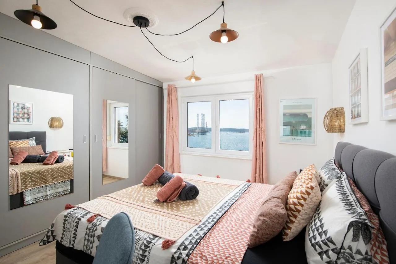 Top Floor Sunset Apartment Pula
