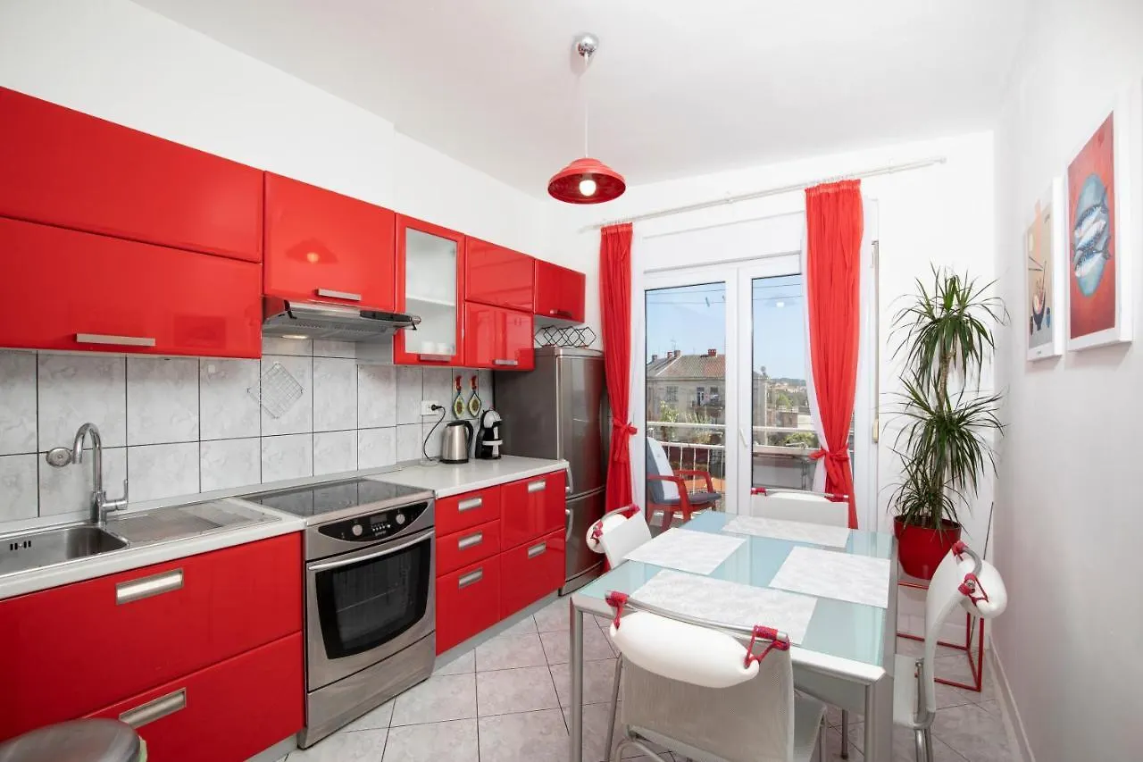 Top Floor Sunset Apartment Pula