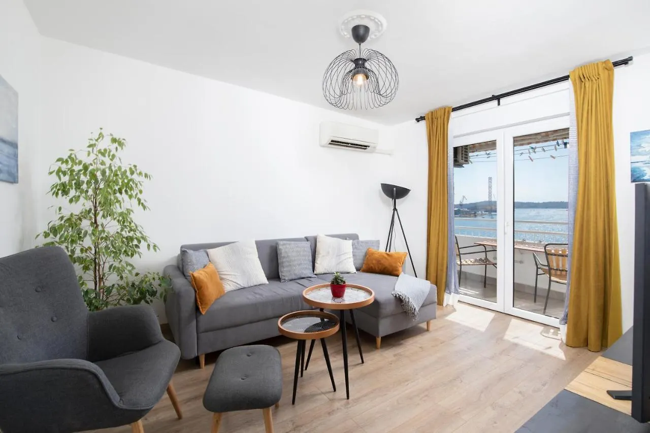 Top Floor Sunset Apartment Pula