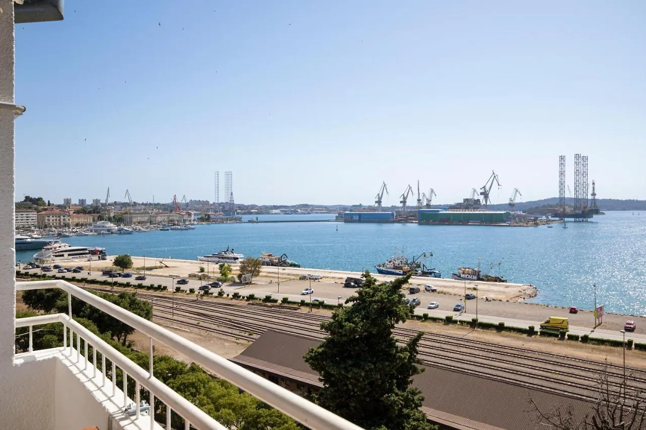 Top Floor Sunset Apartment Pula